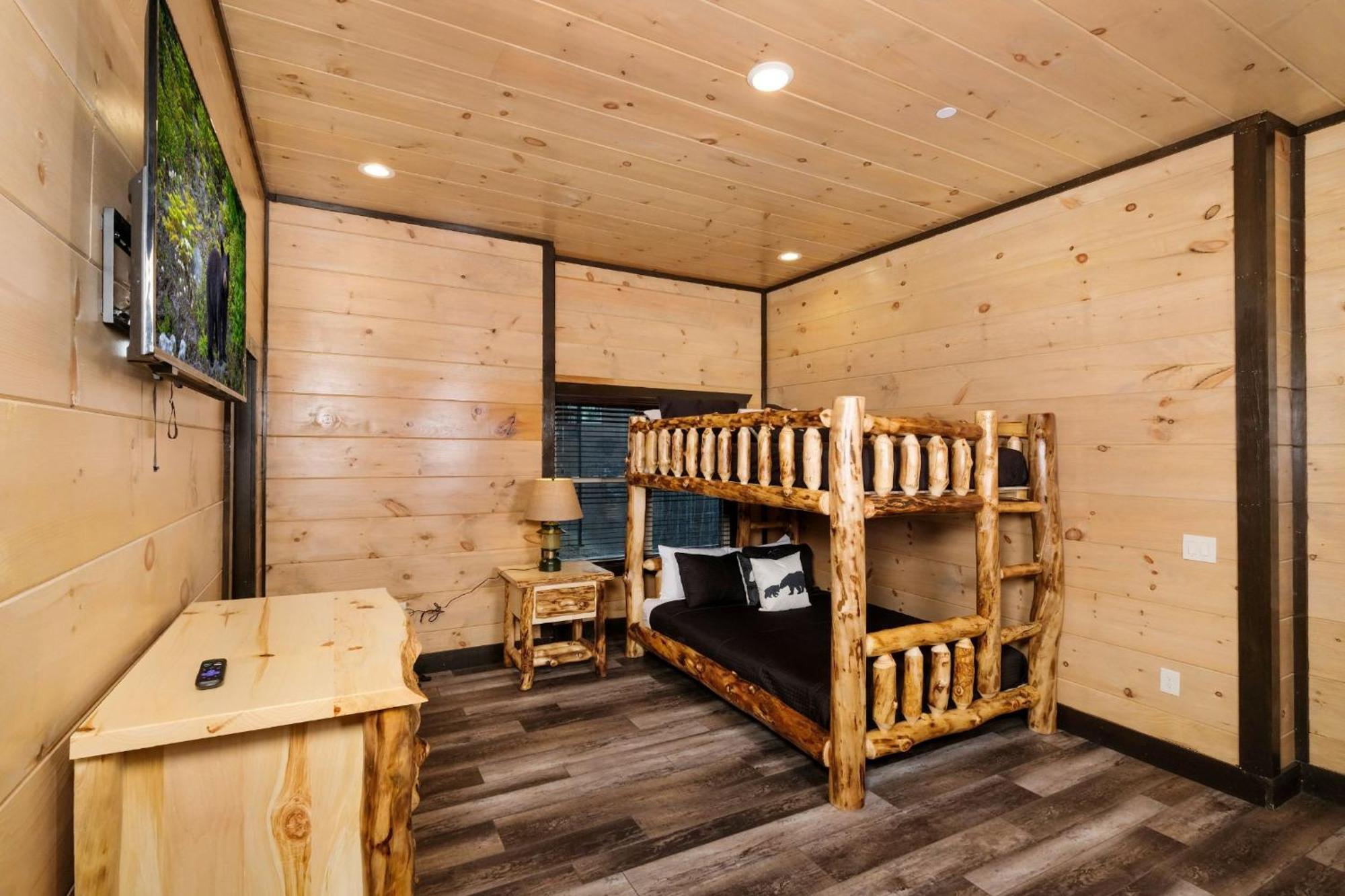 Swim And Gym Mansion Villa Pigeon Forge Dış mekan fotoğraf