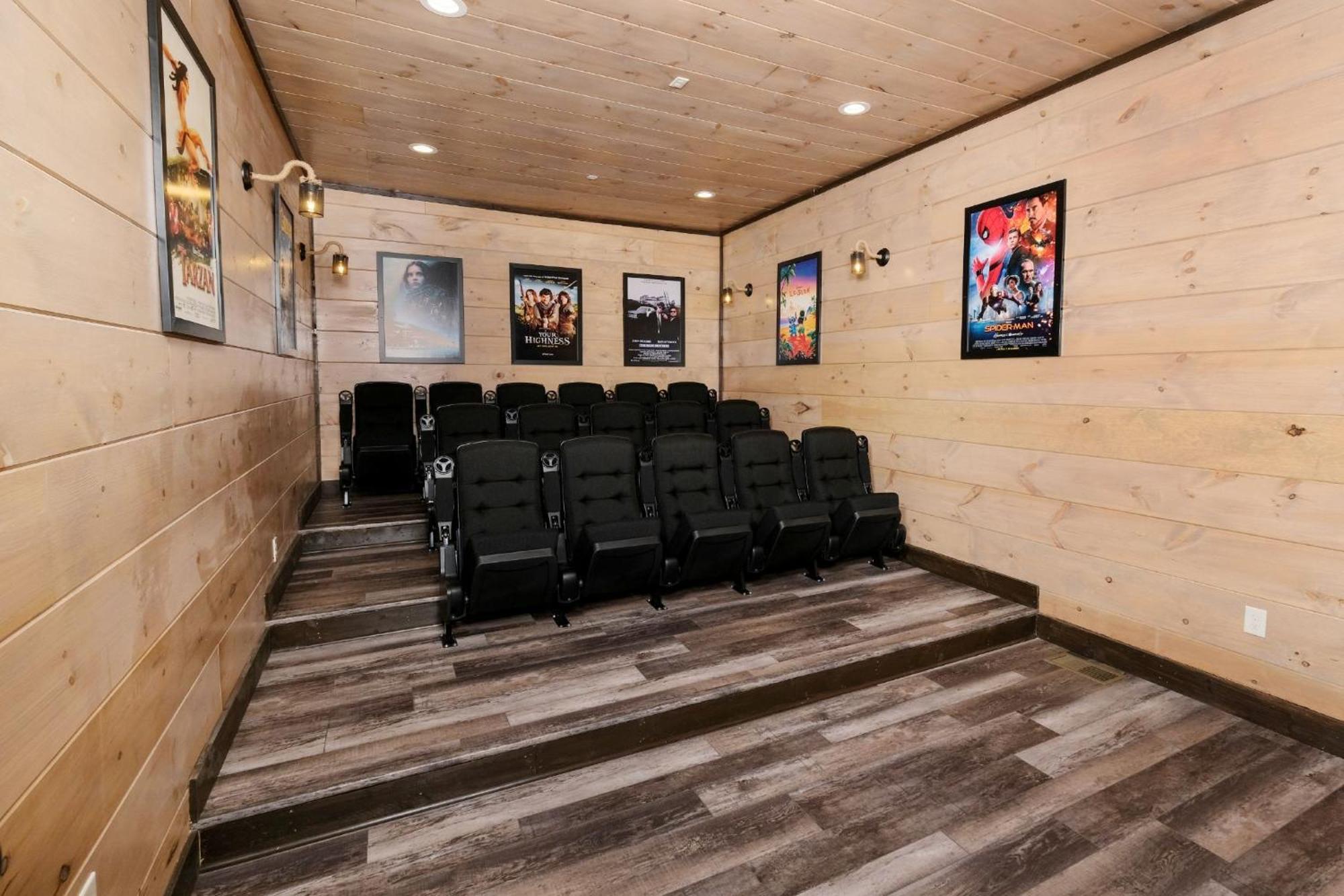 Swim And Gym Mansion Villa Pigeon Forge Dış mekan fotoğraf
